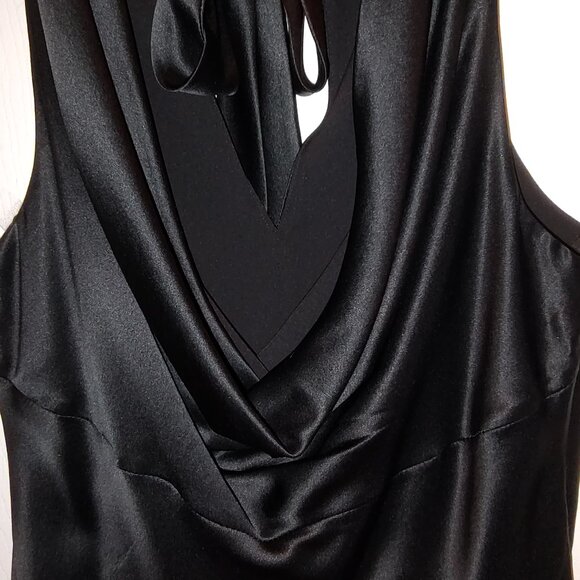 BANANA REPUBLIC DRAPED COWL NECK TANK 100% SILK SLVLS LINED BLACK NWOT SMALL - Picture 2 of 7